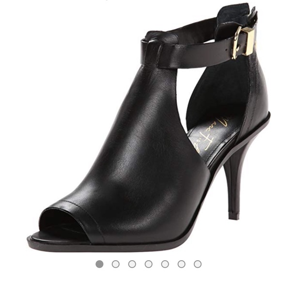 Leather peep toe bootie, fits like a 6 - Picture 2 of 8